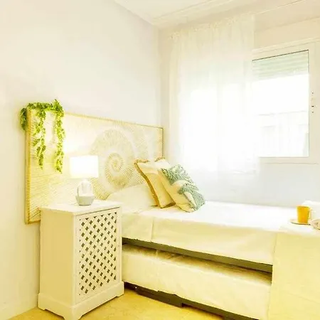 Pink Maritimo Apartment