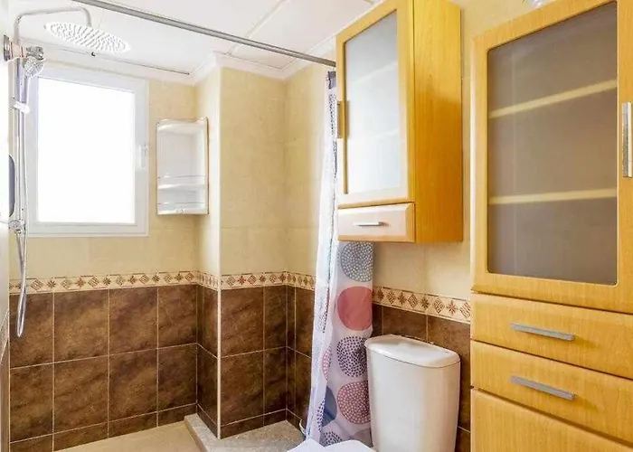 Pink Maritimo 托雷维耶哈